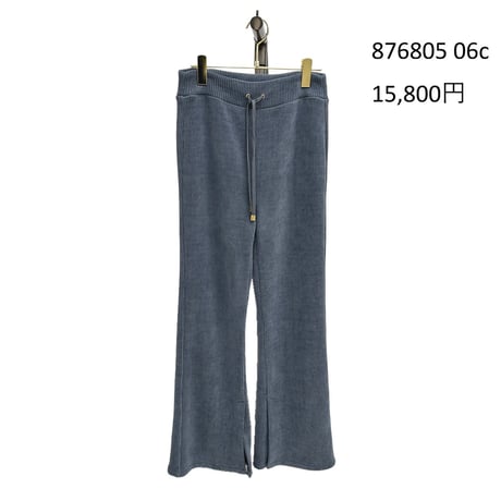 876805ストレッチコーデュロイフレアパンツ