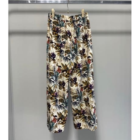 【MARGAUX VINTAGE 2027 PS】ボタニカル柄パンツ