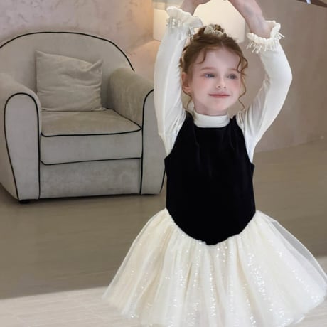 [予約] Ballerina Swan Ribbon Dress + T-shirt