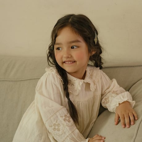 [予約] Honey Beige Blouse/ OREN by Hibyebebe