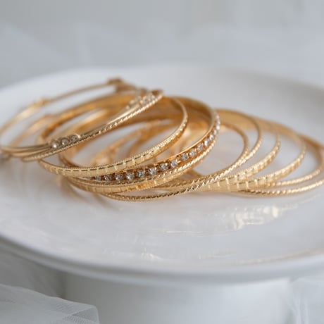 [予約] Golden Layered Bangle Set