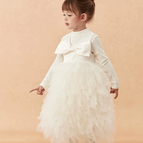 [予約] Milky Petal Bow Dress
