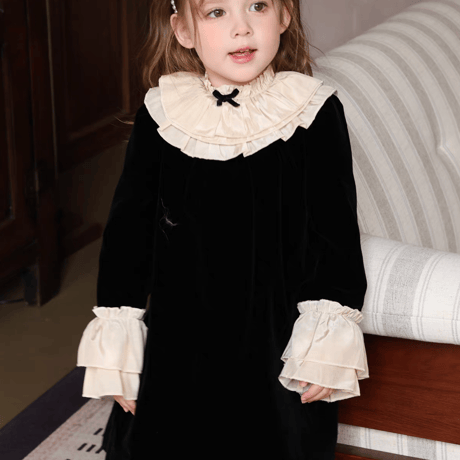 [予約] Cameo Frill Collar Dress