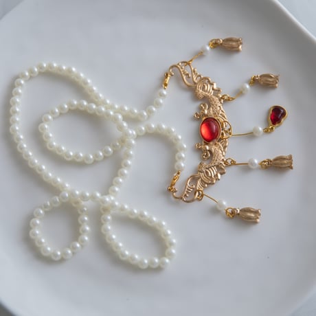 [予約] Crimson Heirloom Pearl Necklace