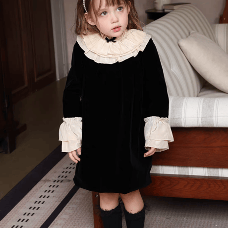 [予約] Cameo Frill Collar Dress