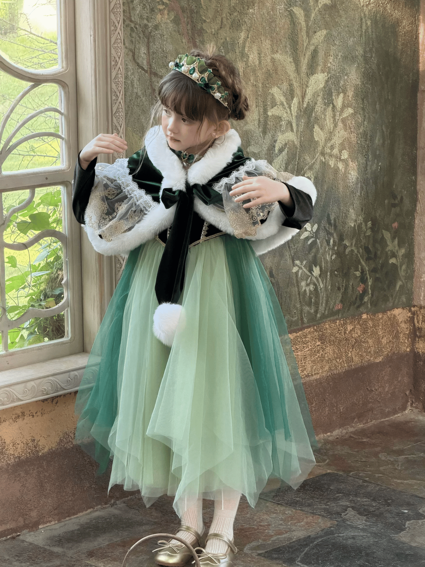 ゆ*ー様 ジェニーフレンド27cmドール服　明るいグリーンのドレス 予約] Evergreen Waltz Tiara | Mimiel