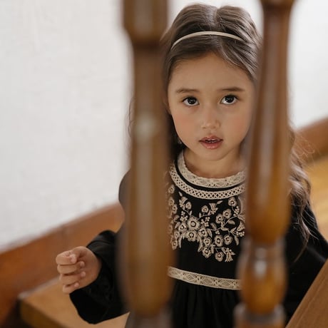 [予約] Fleur Noir Dress/ OREN by Hibyebebe