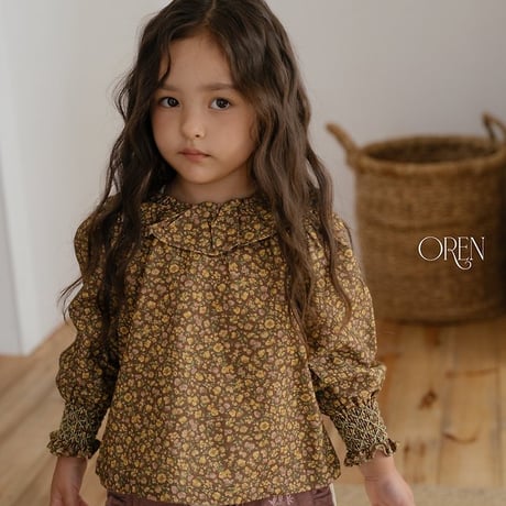 [予約] Rivega Ruffle Blouse/ OREN by Hibyebebe
