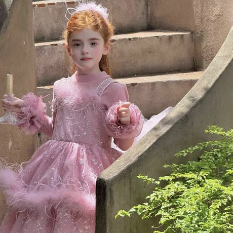 [予約] Pink Blush Feather Dress + T-shirt