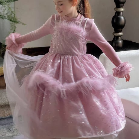 [予約] Pink Blush Feather Dress + T-shirt