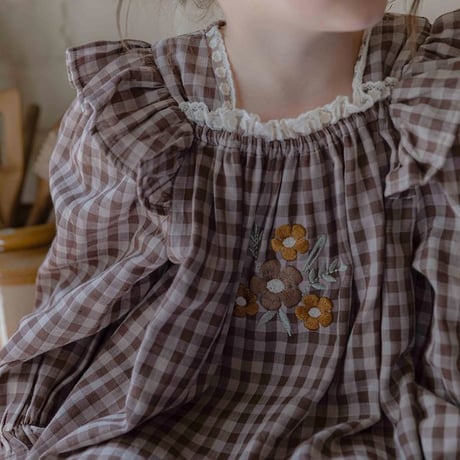 [予約] Madeleine Embroidery Dress/ OREN by Hibyebebe