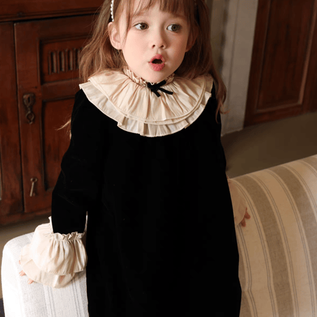 [予約] Cameo Frill Collar Dress