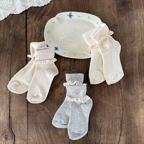 [予約] Olive Long Lace Socks/ OREN by Hibyebebe