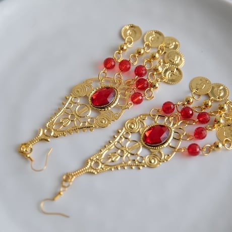 [予約]Crimson Bazaar Coin Earrings