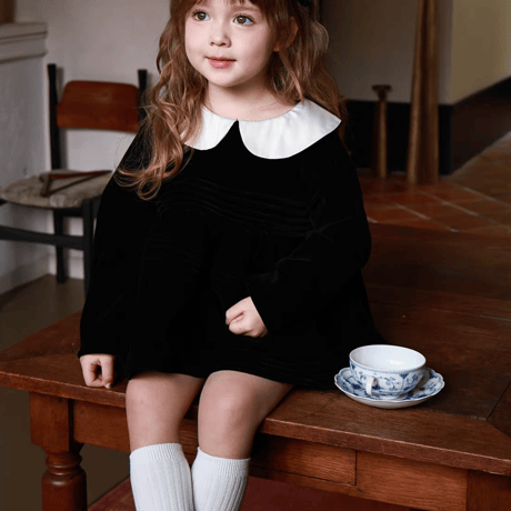 [予約] Storybook Collar Top & Shorts Set