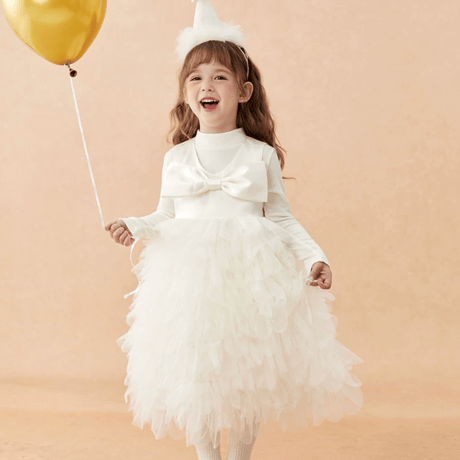 [予約] Milky Petal Bow Dress