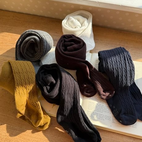 [予約] Marmont Cable Knit Tights/ OREN by Hibyebebe
