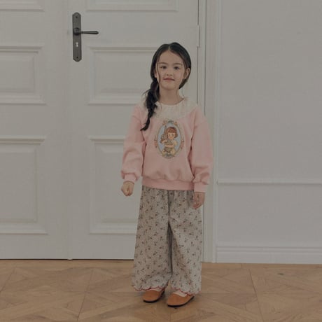 [予約] Frill sweatshirt/ Roa