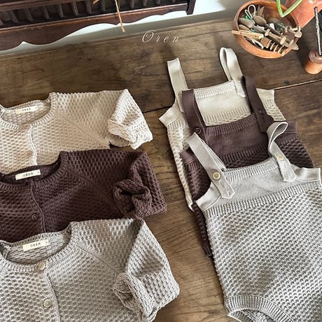 [予約]Bruno Knit Set (Cardigan + Overalls)/ OREN by Hibyebebe