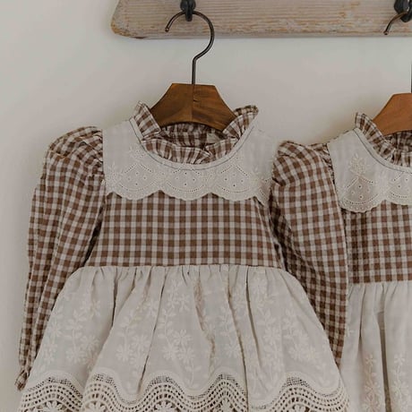 [予約] Cocobell Apron Suit/ OREN by Hibyebebe