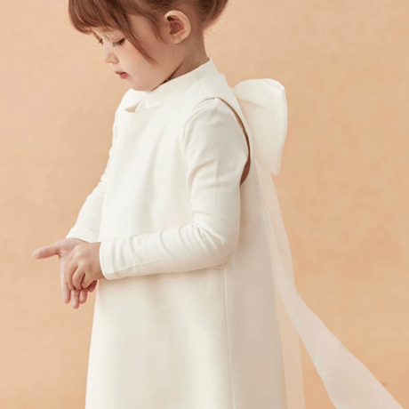 [予約] Ivory Grace Bow Dress