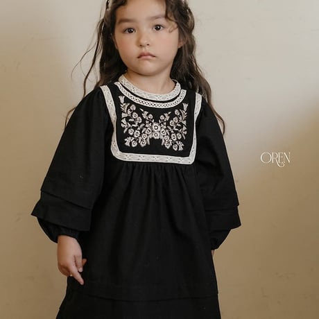 [予約] Fleur Noir Dress/ OREN by Hibyebebe