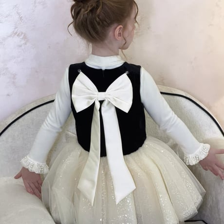 [予約] Ballerina Swan Ribbon Dress + T-shirt
