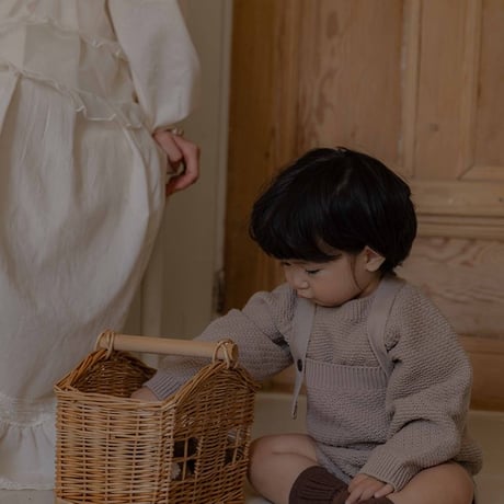 [予約] Loen Knit Set (Round-neck Sweater + Overalls)/ OREN by Hibyebebe