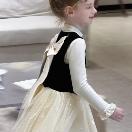 [予約] Ballerina Swan Ribbon Dress + T-shirt