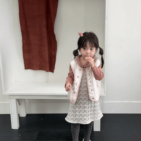 [予約] Cozy Polka-Dot Reversible Padded Vest / aiai