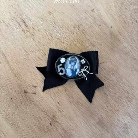 [予約] Audrey Brooch/ marron