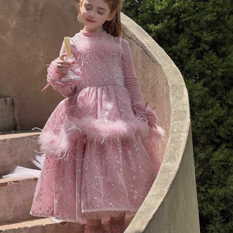 [予約] Pink Blush Feather Dress + T-shirt