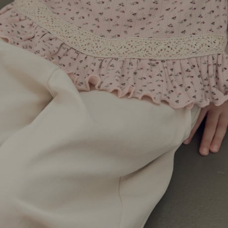[予約] Lilyinta T-shirt/ Roa