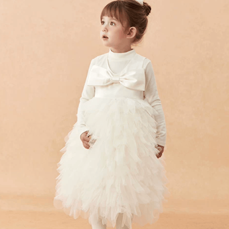 [予約] Milky Petal Bow Dress