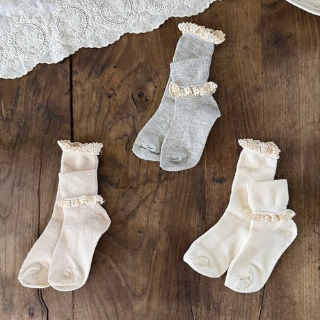 [予約] Olive Long Lace Socks/ OREN by Hibyebebe