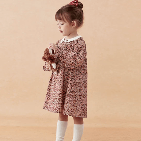 [予約] Vintage Berry Floral Dress