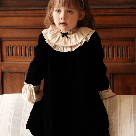 [予約] Cameo Frill Collar Dress