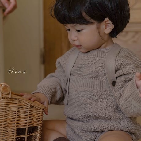 [予約] Loen Knit Set (Round-neck Sweater + Overalls)/ OREN by Hibyebebe