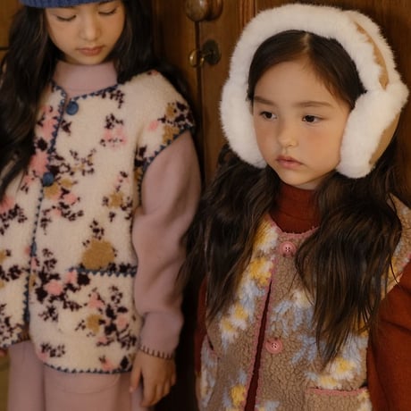 [予約] Florette Dumble Fleece Vest/ OREN by Hibyebebe