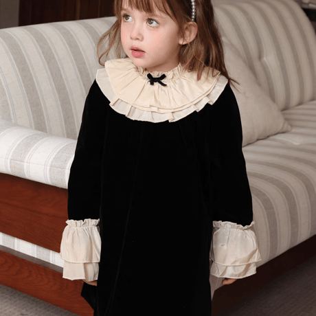 [予約] Cameo Frill Collar Dress