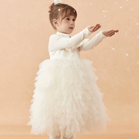 [予約] Milky Petal Bow Dress