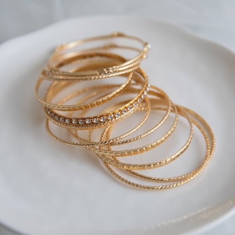 [予約] Golden Layered Bangle Set