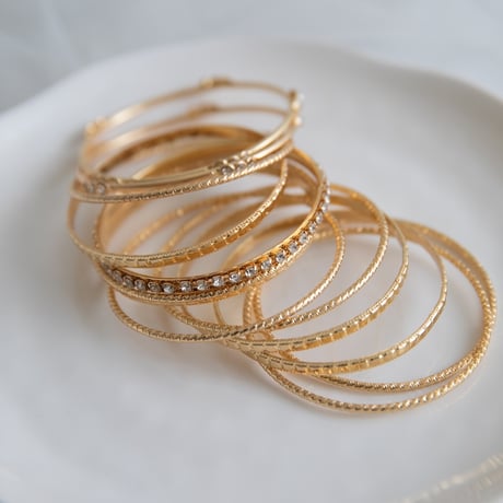 [予約] Golden Layered Bangle Set