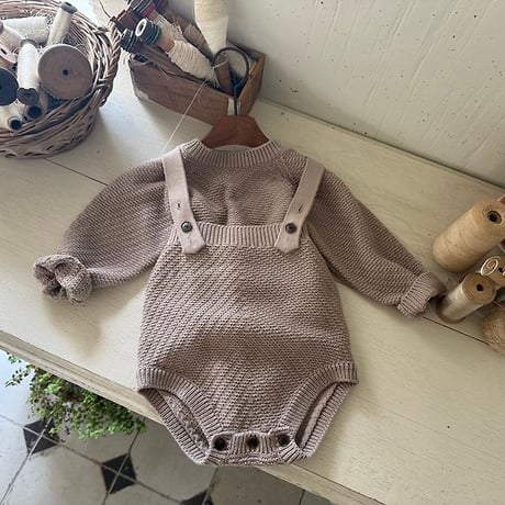[予約] Loen Knit Set (Round-neck Sweater + Overalls)/ OREN by Hibyebebe