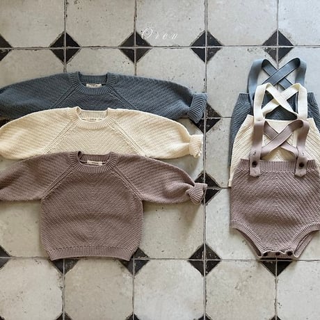 [予約] Loen Knit Set (Round-neck Sweater + Overalls)/ OREN by Hibyebebe