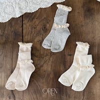 [予約] Olive Long Lace Socks/ OREN by Hibyebebe