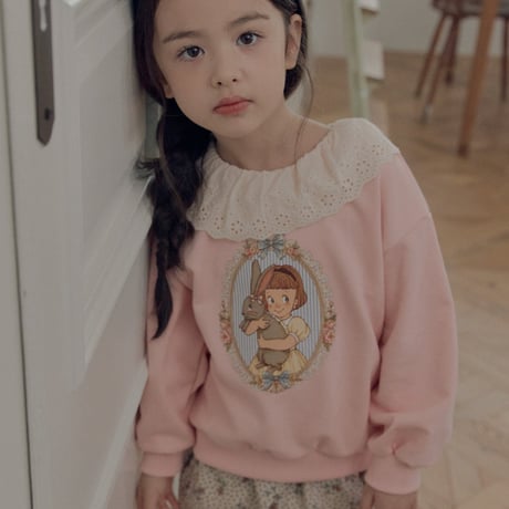 [予約] Frill sweatshirt/ Roa