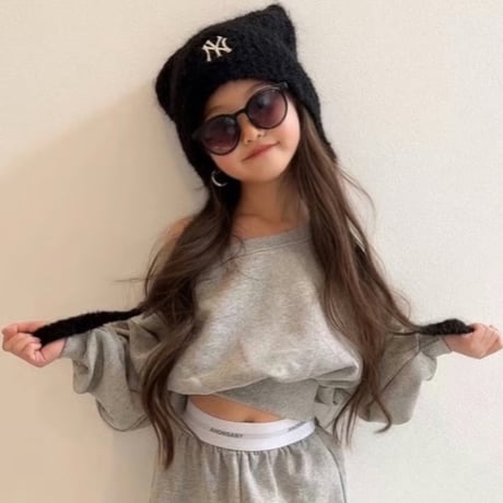〈即納〉𝐎𝐫𝐢𝐠𝐢𝐧𝐚𝐥オフショルダートップス【グレー】