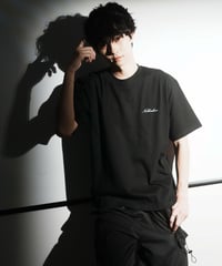 Noblecalmerロゴ入りフォトプリントTシャツ