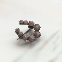 サフィレット　ホースシュー　ブローチ　レースピン
